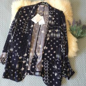 & Other Stories Blue Mixed Print Blazer, size 8 💫
